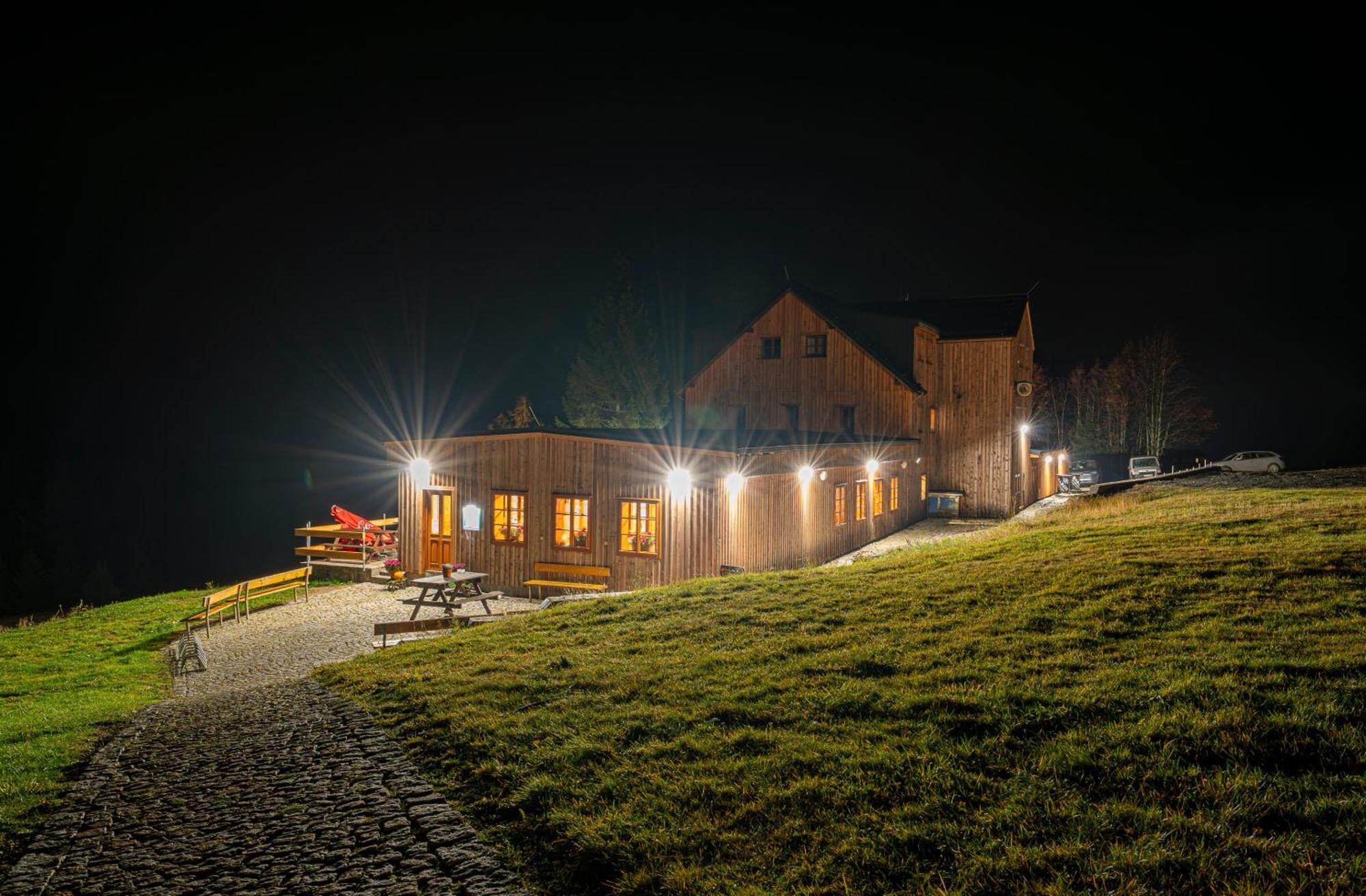 Horska Bouda Krakonos Chalet