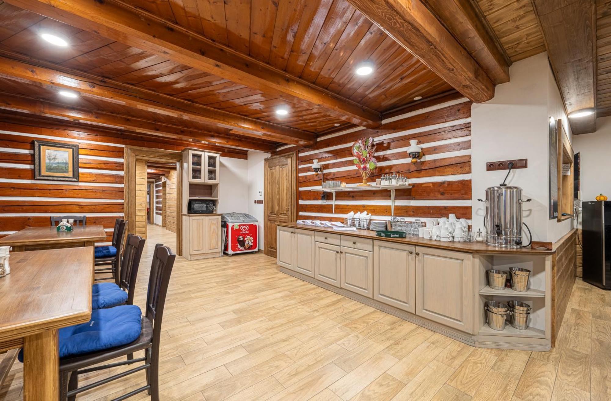 Horska Bouda Krakonos Chalet *